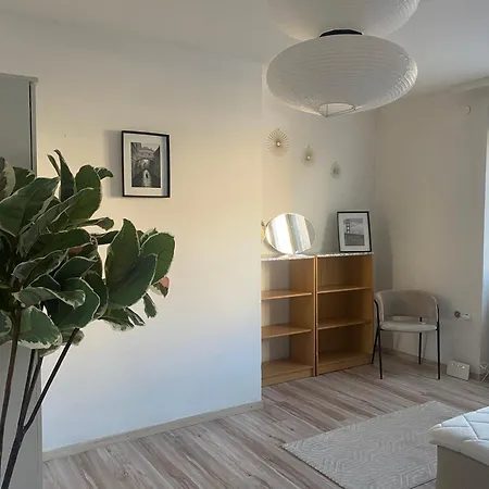 Apartment By Train Station