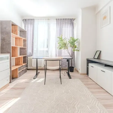 Danube Living Collection - Bahnhofplatz - Nahe Altstadt كريمس ان دير دوناو