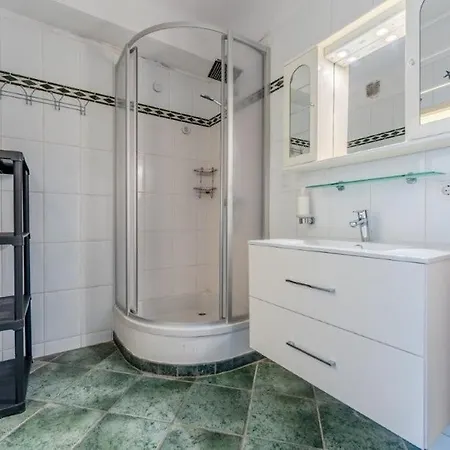 By Train Station 公寓 *