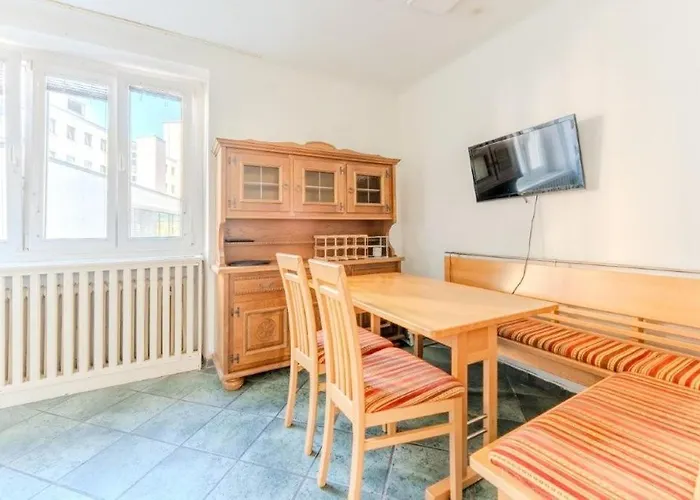 Lejlighed By Train Station